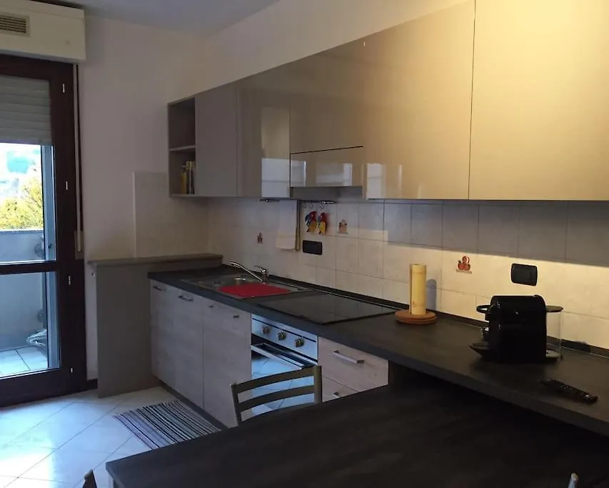 Nice Flat Overlooking The Park Милан Италия